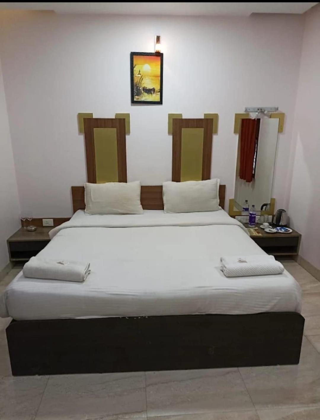 Hotel Laxmi Residency Lonavala Exterior photo