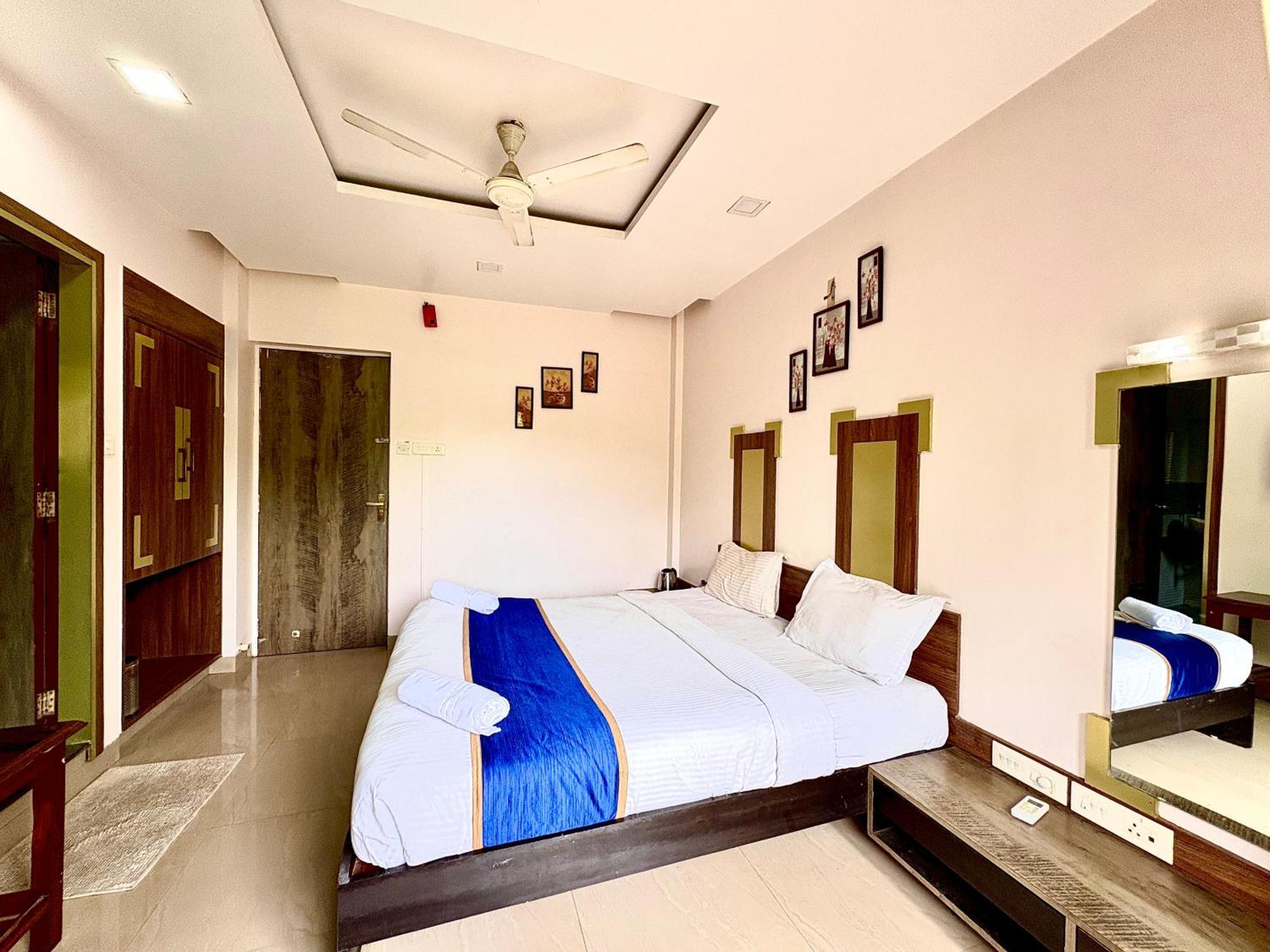Hotel Laxmi Residency Lonavala Exterior photo